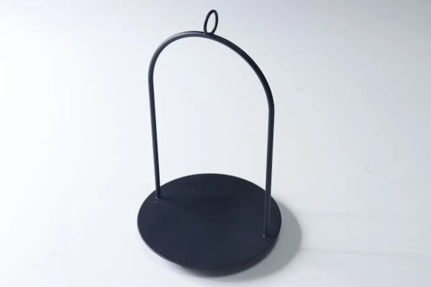 ダイソー　アイアンインテリア収納