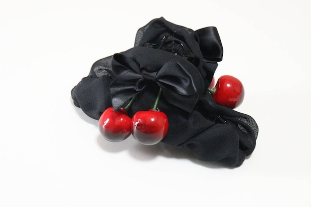 バンスクリップ（チェリー、ギャザー）