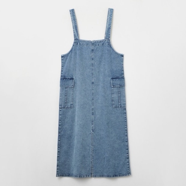 しまむらのデニムジャンパースカート（SUNNY HOUSE）