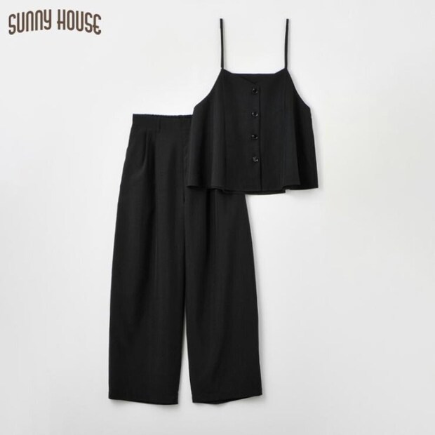 しまむらのキャミソール＆コクーンパンツのセットアップ（SUNNY HOUSE）
