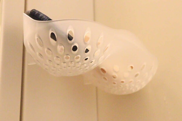 コスメパフスタンド　通気穴