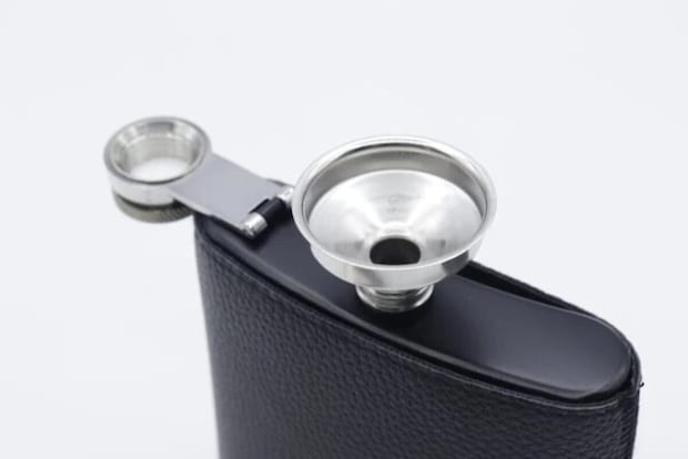 ダイソー　スキットル（漏斗付、ブラック、カバー付）　使用方法