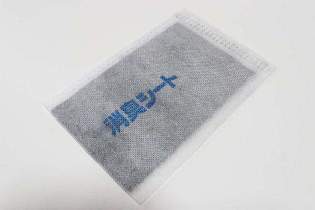 セリアのミクロ銅灰で作った抗菌消臭シートの本体