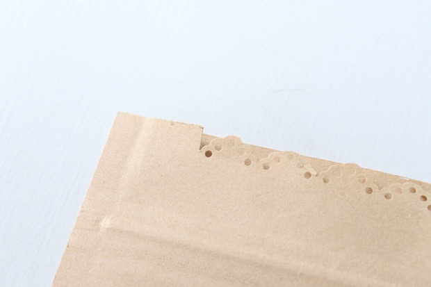 ダイソーのクラフトパンチ（ラインタイプ、レース型）の使用例