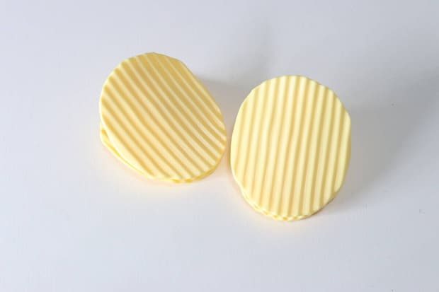 ダイソーのポテトチップスクリップは2個入り100円