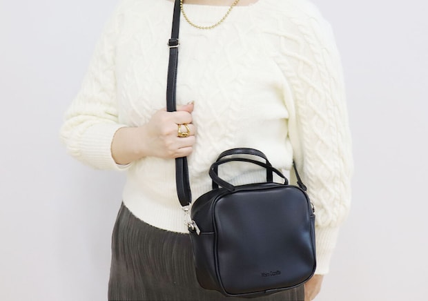 ウィム ガゼットシンセティックレザーハンドバッグ高見え