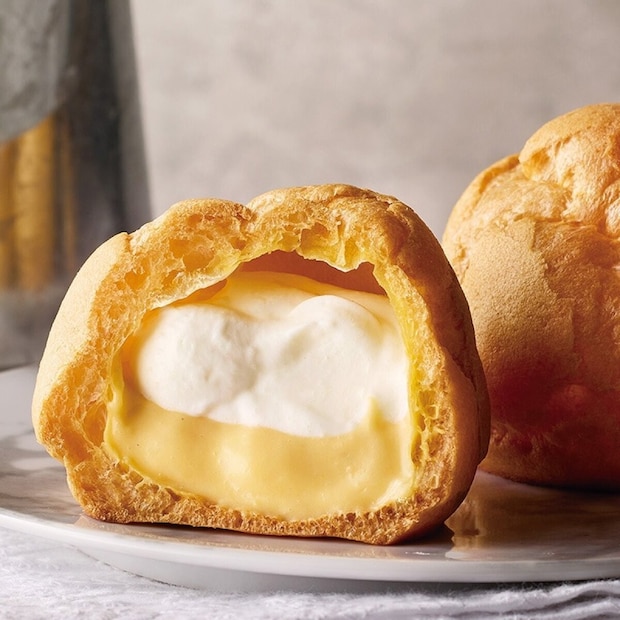 シャトレーゼ　ダブルシュークリーム 北海道純生クリーム