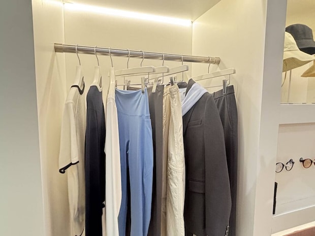 ユニクロ　展示会　UV対策　ウエア