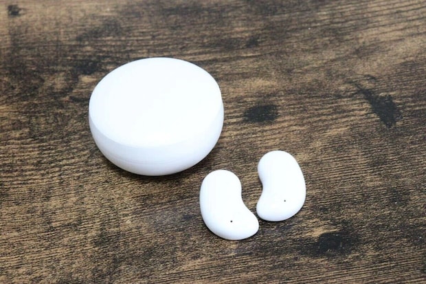 ダイソー　寝ながら完全ワイヤレスステレオイヤホン＜ホワイト＞