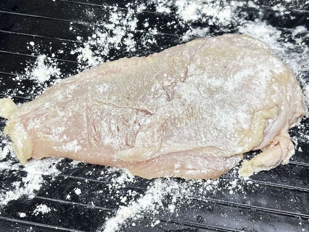 ダイソーのガーリックバター塩こしょうを使用する