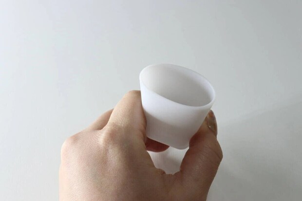 ダイソー　携帯しやすいスリムコップ