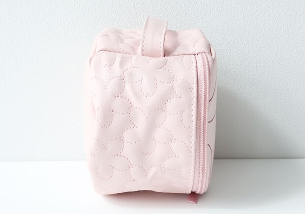 宝島社ムック付録の機動戦士ガンダム春ハロのさくらハロ ポーチBOOK3