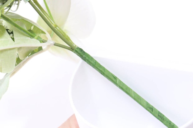 リリーピンクッションブーケ　茎部分