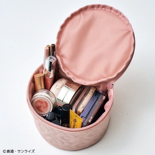 機動戦士ガンダム 春ハロ さくらハロ ポーチBOOK使用例