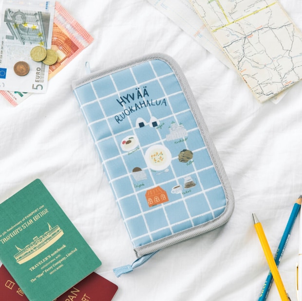 kippis×井上咲楽 トラベルコラボ パスポートケース