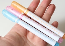 これ実はペンじゃないんだな～！転がすだけで装飾できる！コスパも抜群な100均便利文具