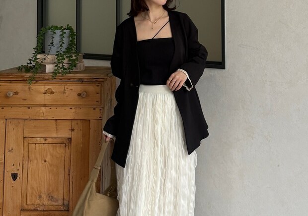 「白スカート」大人の正解バランスはコレ♡今すぐマネしたい！お洒落な人の春コーデ術