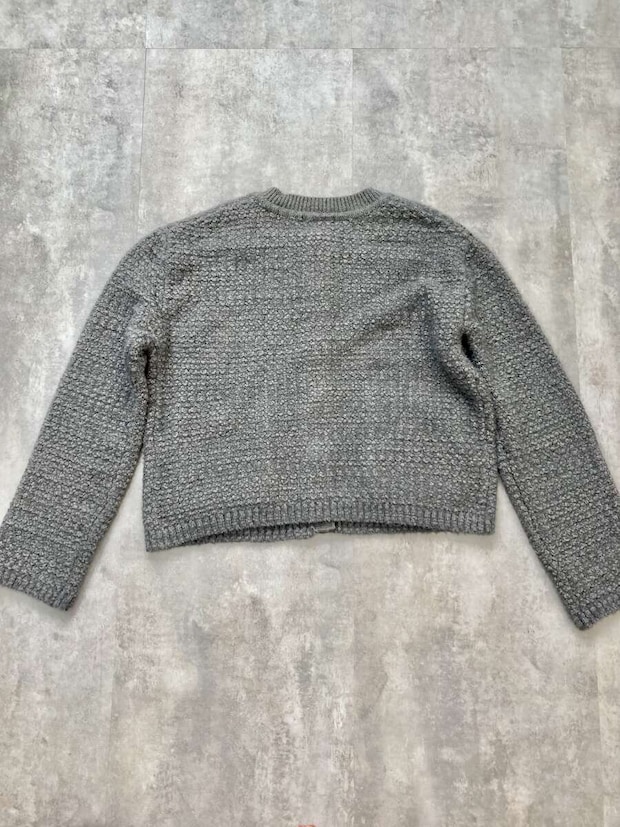 GU　ツイーディーニットカーディガン　着用イメージ