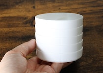 100均で買えると思わなかった！積み重ねられるってこんなに便利！専門店より安い専用お皿