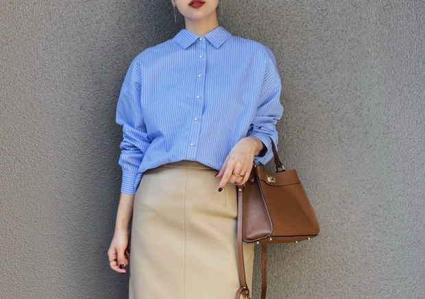 おしゃれな人はこの春「ブルーシャツ」を選んでる！おしゃれの幅が広がる！お手本コーデ5連発