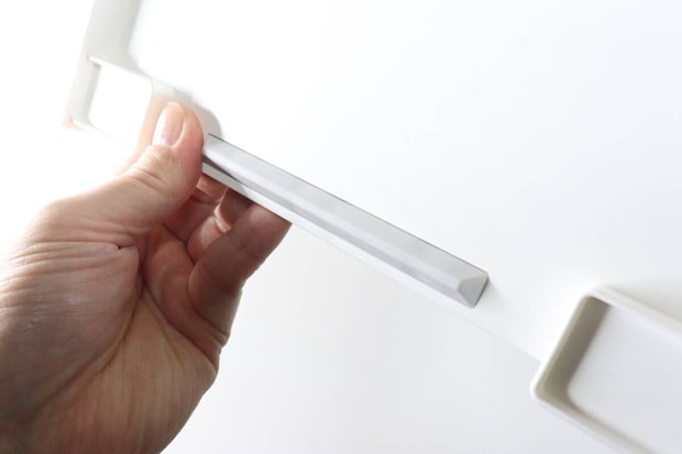 ダイソー　キッチンペーパーホルダー　ストッパー