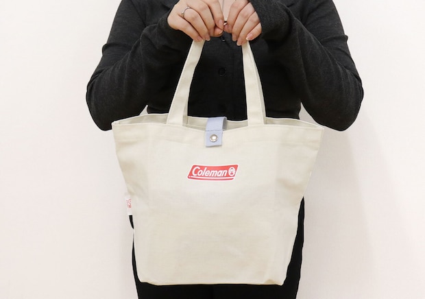 宝島社雑誌付録のInRed5月号のコールマンのセットでも別々でも使える！トートバッグ＆マチ広ボックス型アルミバッグ4