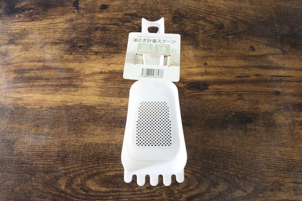 セリア　米とぎ計量スプーン　パッケージ