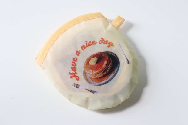 折りたたみうちわ（ホットケーキ）