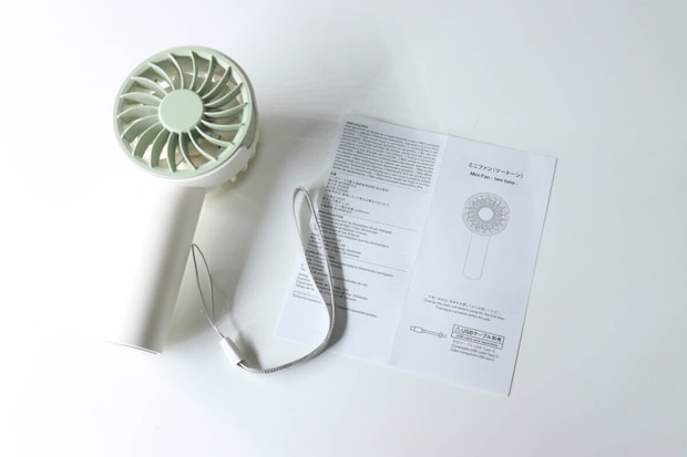 ダイソー　ミニファン（ツートン）　セット内容