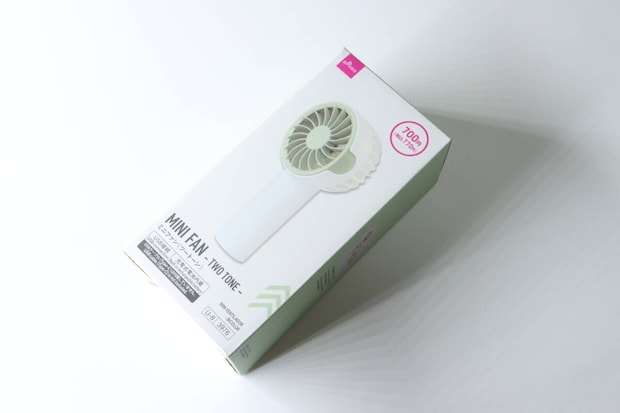 ダイソー　ミニファン（ツートン）