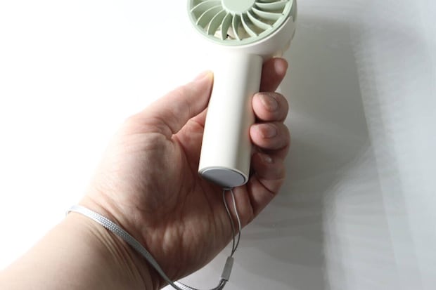 ダイソー　ミニファン（ツートン）　ストラップ