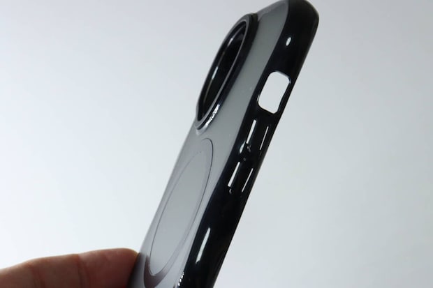 ダイソーのIP16e/15/14/13用ケース　ウェーブ　クリアが優秀