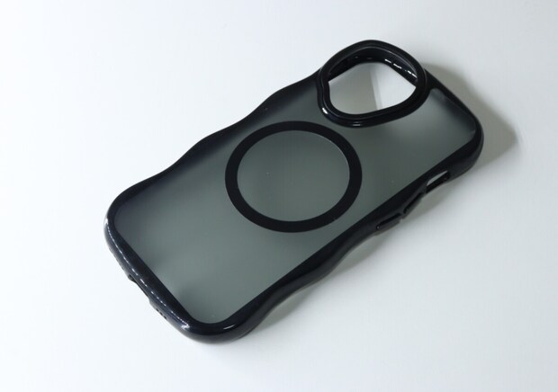 300円だけど…むしろお得に感じるわ～！快適性が爆上がりする！スマホケース