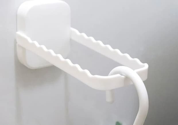 ダイソー　壁掛けハンガー用フック　使用例