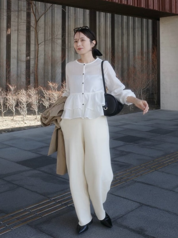 2026春大人女性おすすめブラウスワントーンコーデ