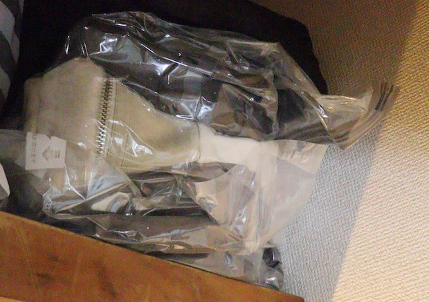 クローゼット棚上用まとめて圧縮袋（逆止弁）　使用例