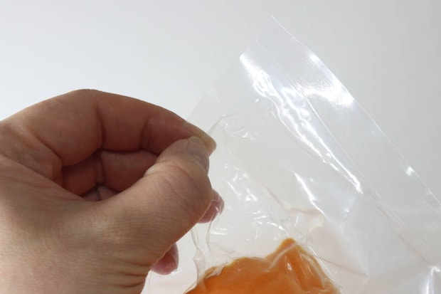 非常用圧縮毛布　切り込み