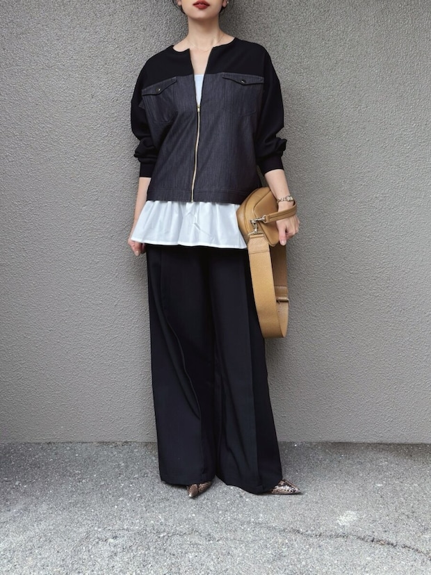 黒ワイドパンツ コーデ 黒ワイドパンツコーデ1