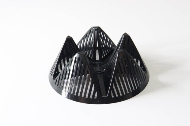 ダイソー 鉢底ネット8cm ダイソーの鉢底ネット8cmのビジュアル