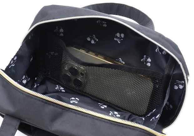 宝島社雑誌付録のsweet5月号のジル バイ ジルスチュアートの持ち手つきビッグリボンポーチ7