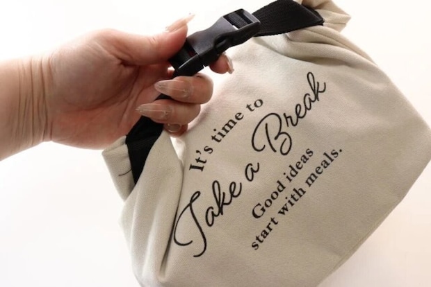 ダイソー　ランチバッグ　使用例　持ち運び