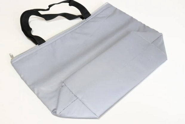 ダイソー 保冷トートバッグ(反射材使用) ダイソー 保冷トートバッグ(反射材使用)