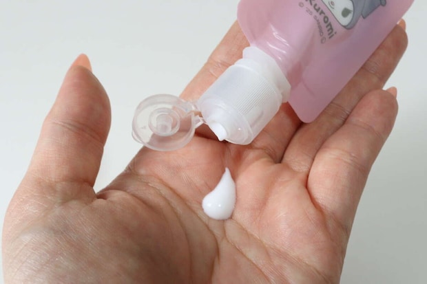 セリア　詰め替えパウチ 10mL　使用例