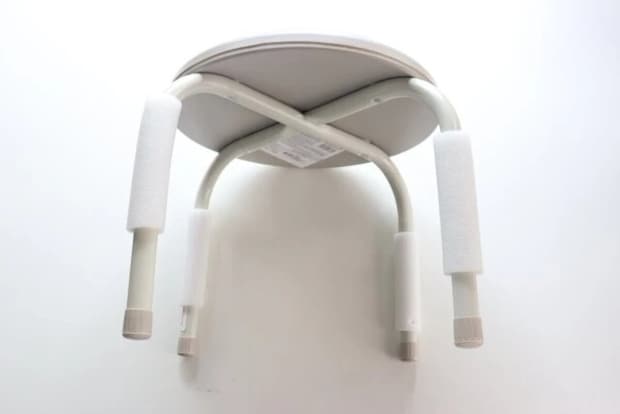 ダイソー　パイプ椅子