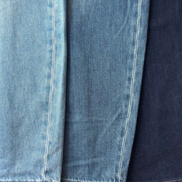 ユニクロ バギーカーブジーンズ丈短め ユニクロ バギーカーブジーンズ丈短め 3本生地感アップ比較