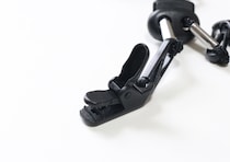 100均で何気なく買ったら驚いた！「まさかの2WAY？！」持っとくと安心感が違う便利グッズ