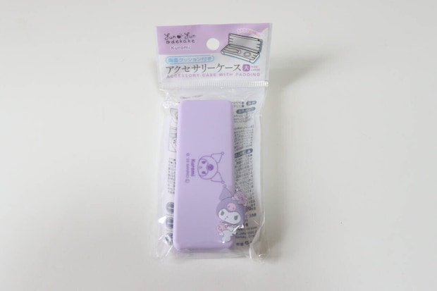 セリアのクッション付きアクセサリーケース 大のパッケージ