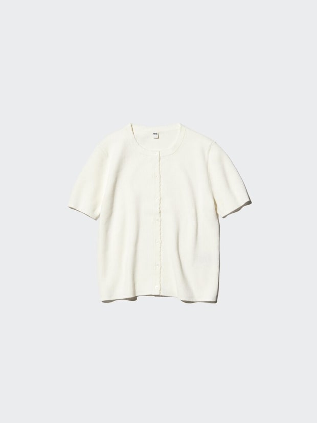 ユニクロのスカラップクルーネックカーディガン