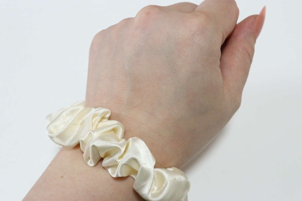 ダイソー シュシュチャーム シュシュのサイズ感 ダイソー シュシュチャーム シュシュのサイズ感