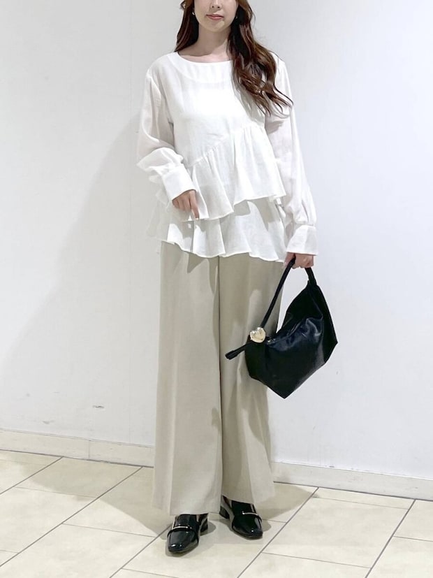 白ブラウス コーデ 白ブラウスコーデ2